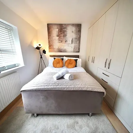 Cosy Home- Sleeps 5+city Centre+ Netflix+free Park * Birmingham