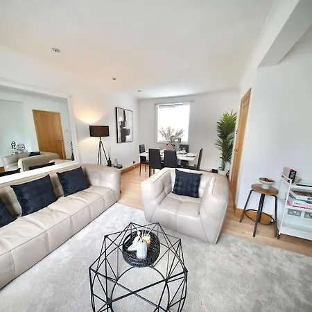 Cosy Home- Sleeps 5+city Centre+ Netflix+free Park Nyaraló Birmingham